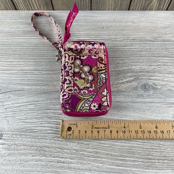 Vera Bradley Retired Very Berry Paisley Wristlet ID Wallet - Picture 16 of 16
